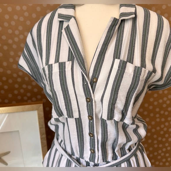 Women’s Jumpsuits. Short sleeve. XS - Picture 4 of 10